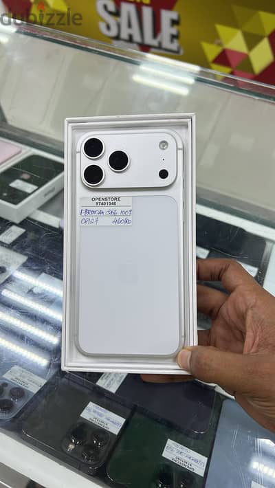 Apple - iPhone 17 Pro Max less used