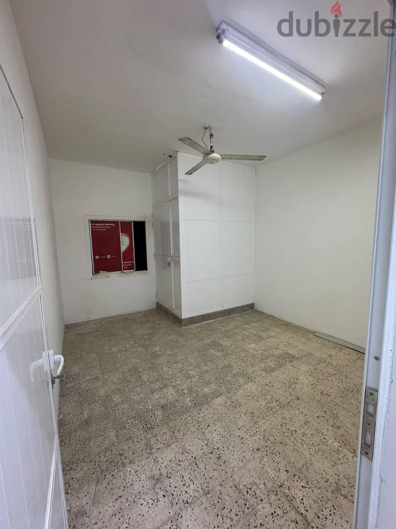 2 bedroom 1 kitchen 1 bathroom for rent with a shared couple, 3
