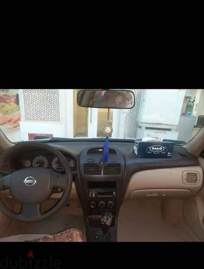 Nissan Sunny 2011