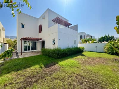 4+1 BHK villa for rent in Al Mouj