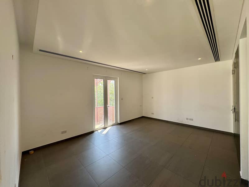 4+1 BHK villa for rent in Al Mouj 7