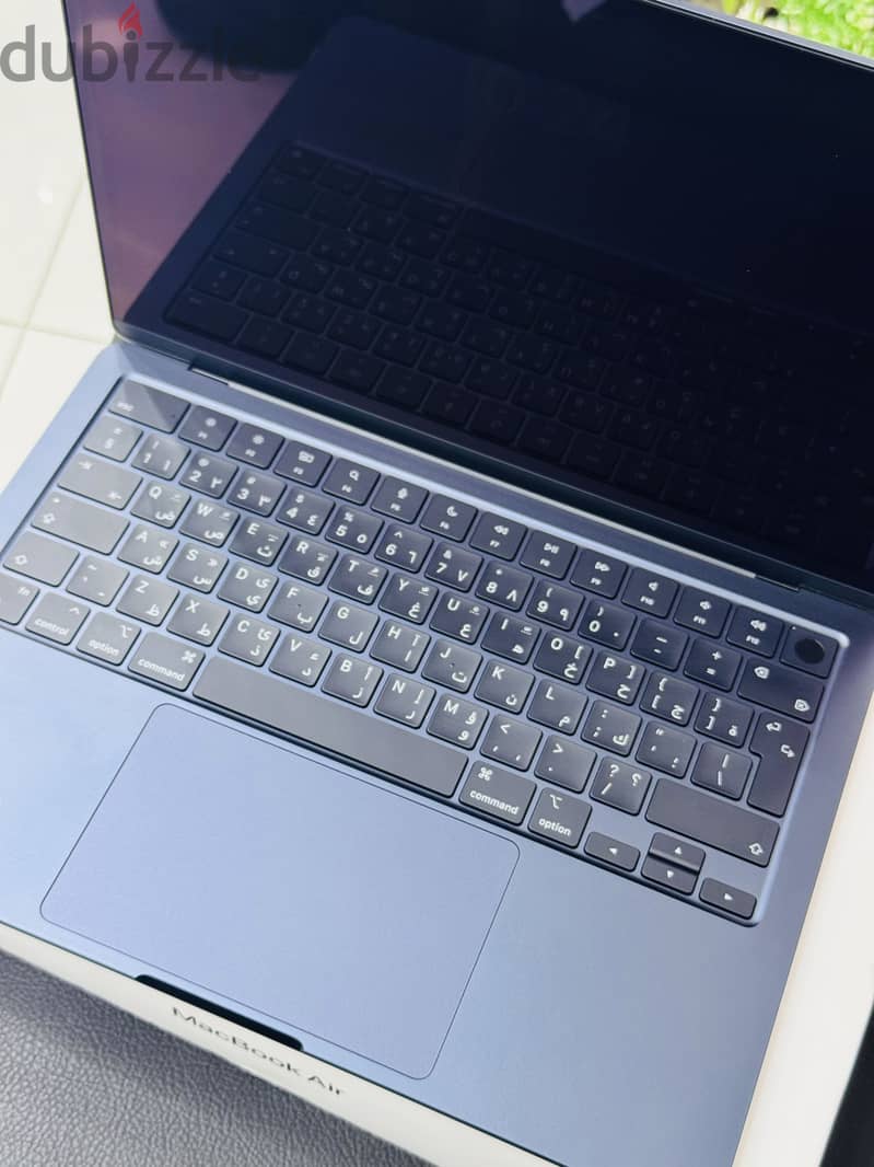 MacBook Air M3 1