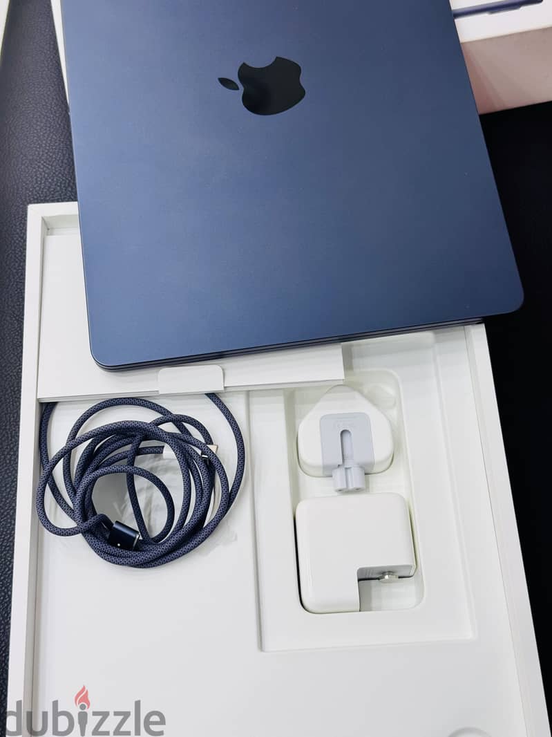 MacBook Air M3 2