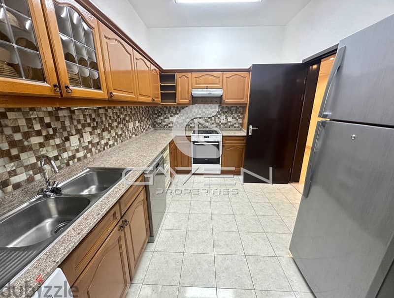 SPACIOUS 2 BHK APARTMENT FOR RENT | WADI ADAI 7