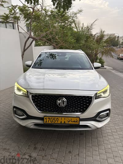 MG HS 2020