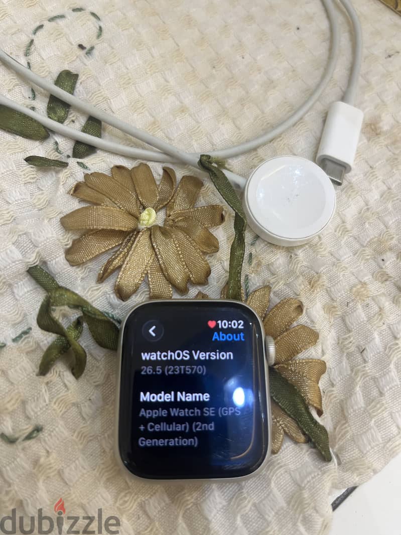 Apple watch SE2 (GPS+cellular 2022) in very good condition 2