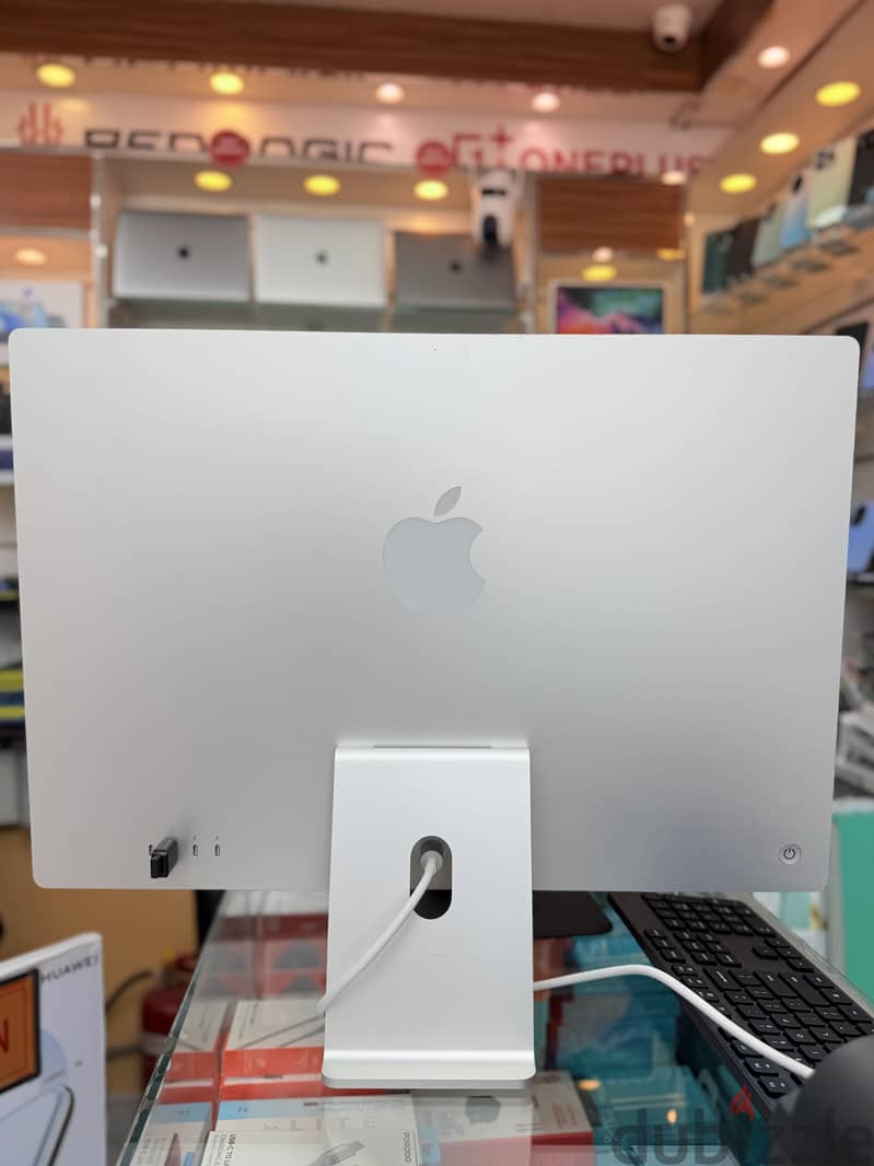 Apple iMac M1 1TB 1024GB 16GB RAM Less Use Clean New Condition 1