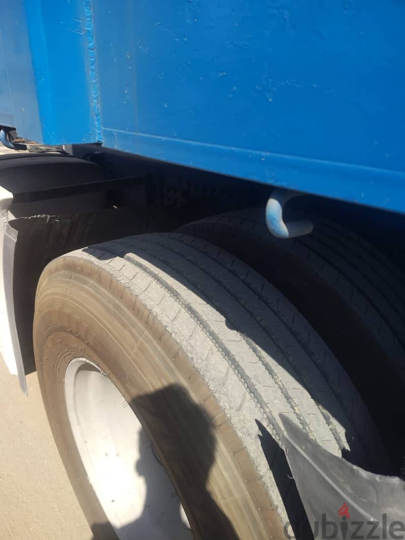 Scania P400 heavy-duty truck for sale in Oman 4