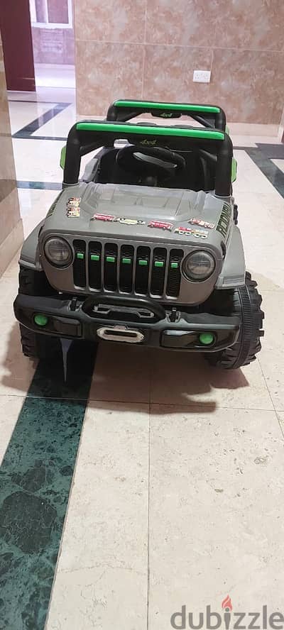 Kids 4x4 Electric Ride-On Jeep toy car