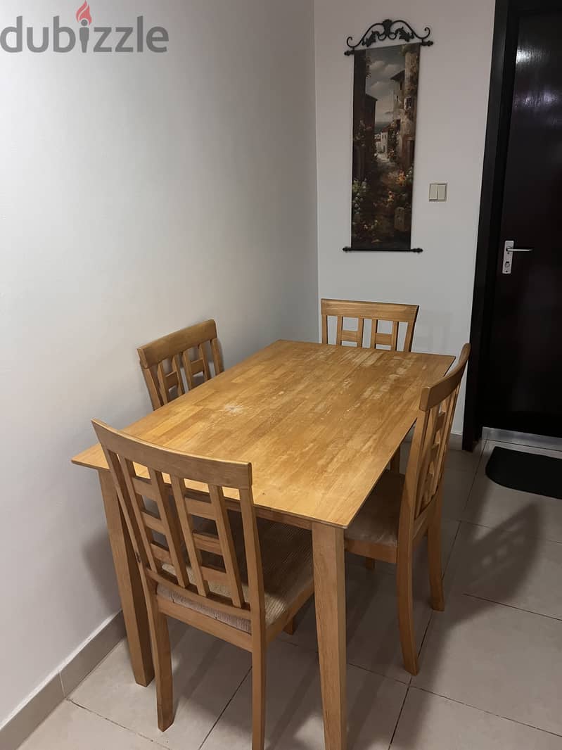 4 SEATER WOODEN DINING TABLE 1