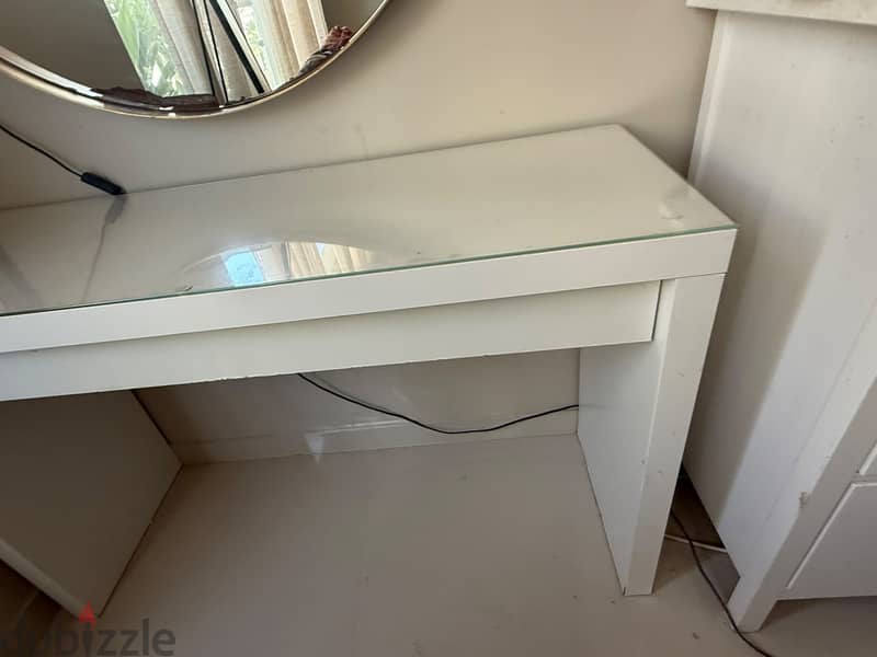 Makeup table IKEA 2