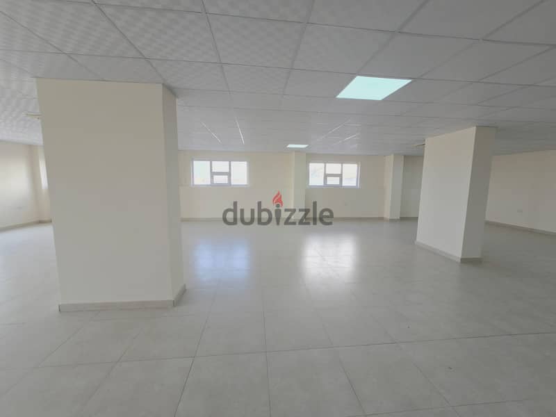 مكتب للايجار بوشر(205م)Office for rent in Bausher 11