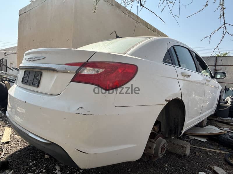 Chrysler c200 2011-2014 6