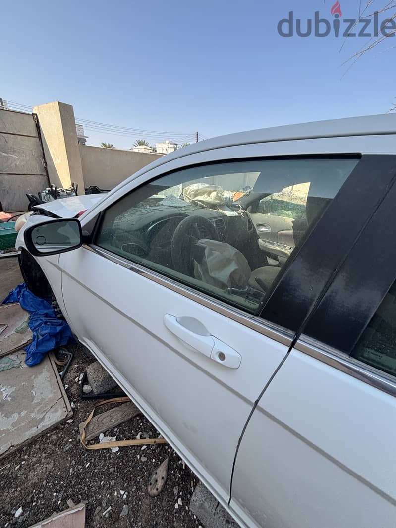 Chrysler c200 2011-2014 17