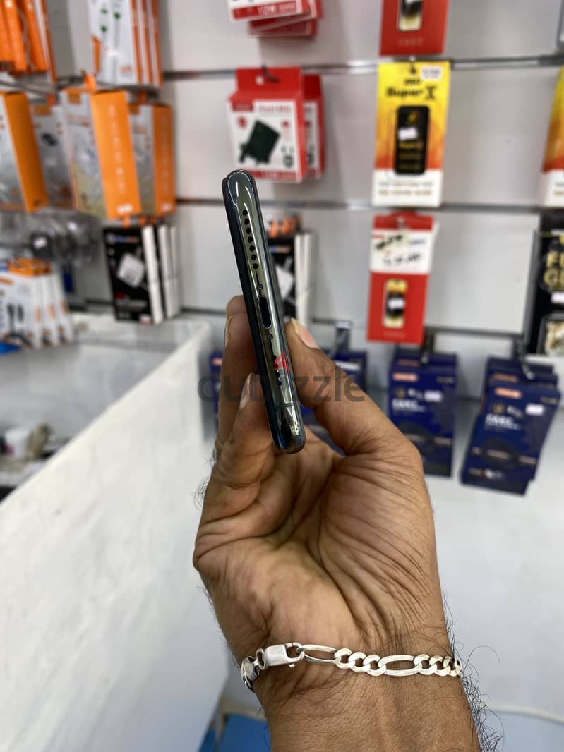 Apple - iPhone 11 Pro Max 5