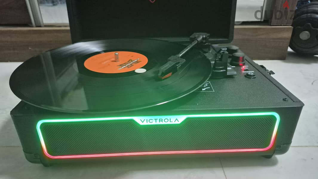 Victrola Journey Glow Suitcase Vinyl Record Player 4