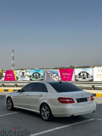 مرسيدس بنز إي 300 2011