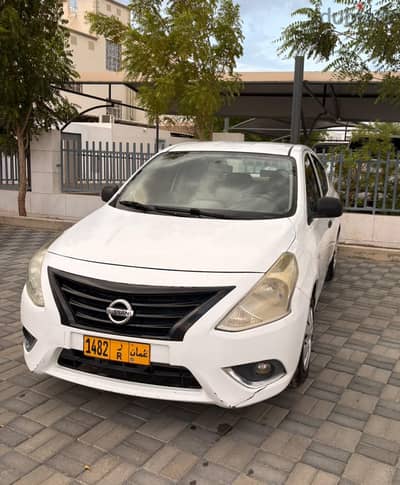 Nissan Sunny 2015