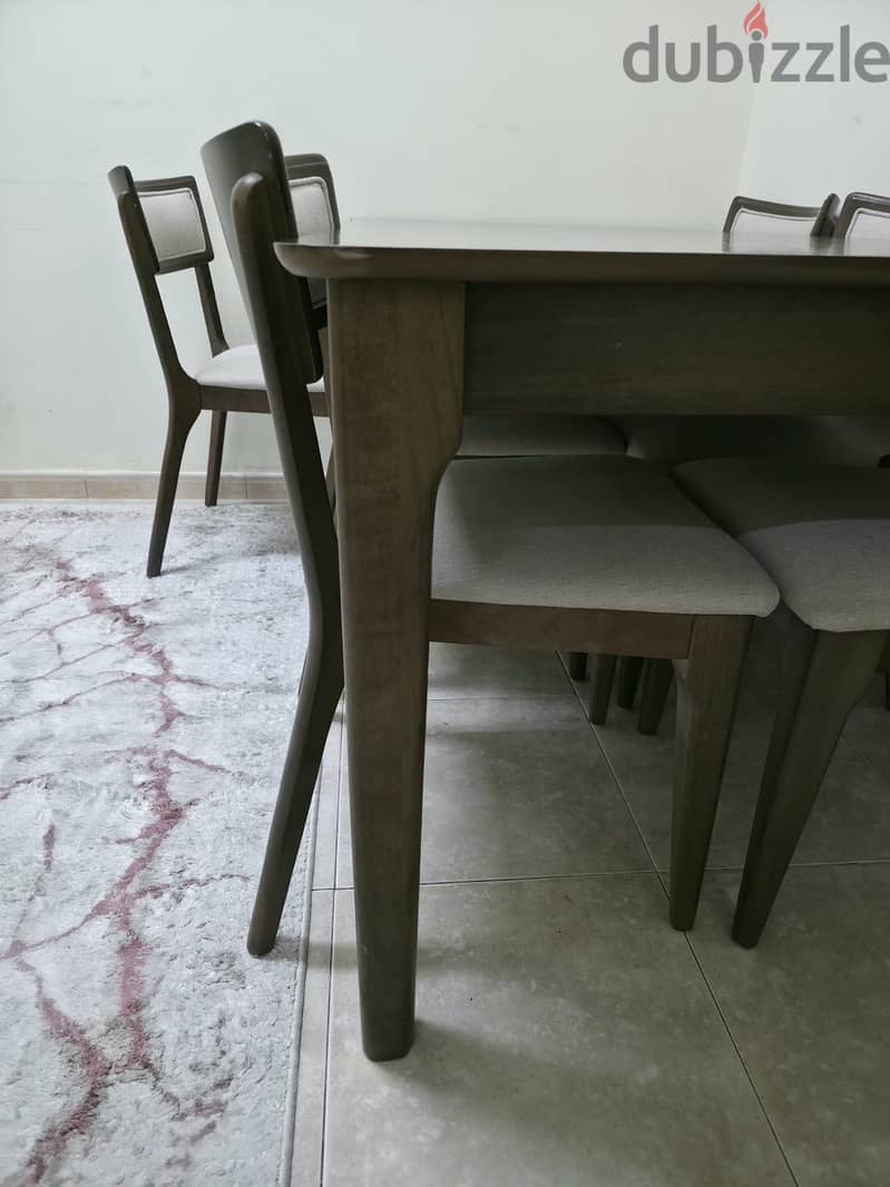 طاولة طعام (سفرة) Dining Table 1