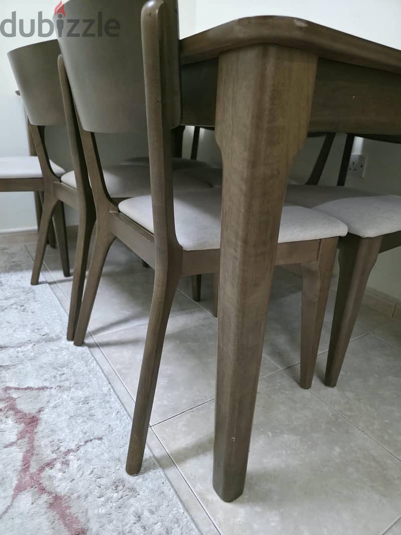 طاولة طعام (سفرة) Dining Table 2