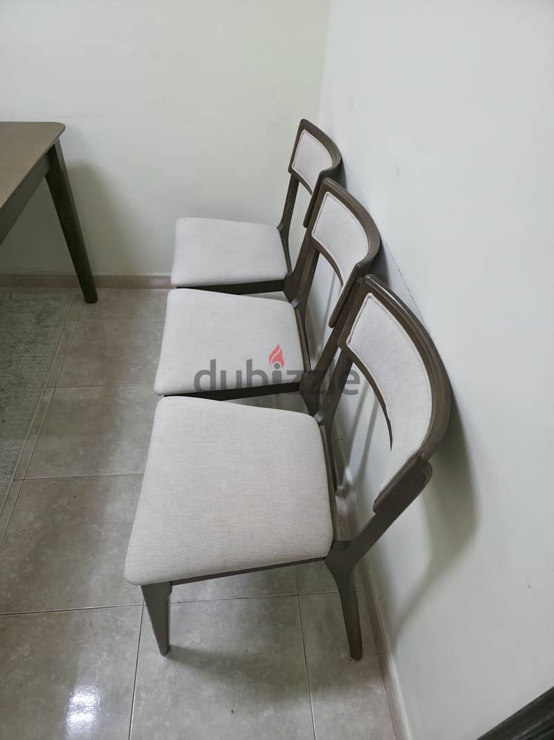 طاولة طعام (سفرة) Dining Table 6