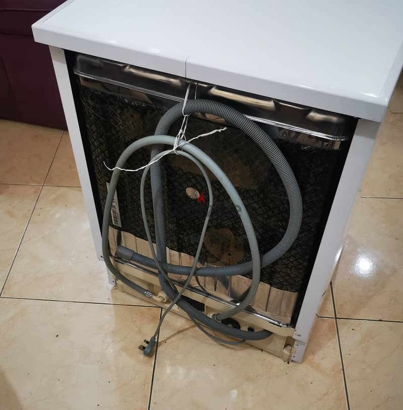 Candy brava dishwasher for sale. 11