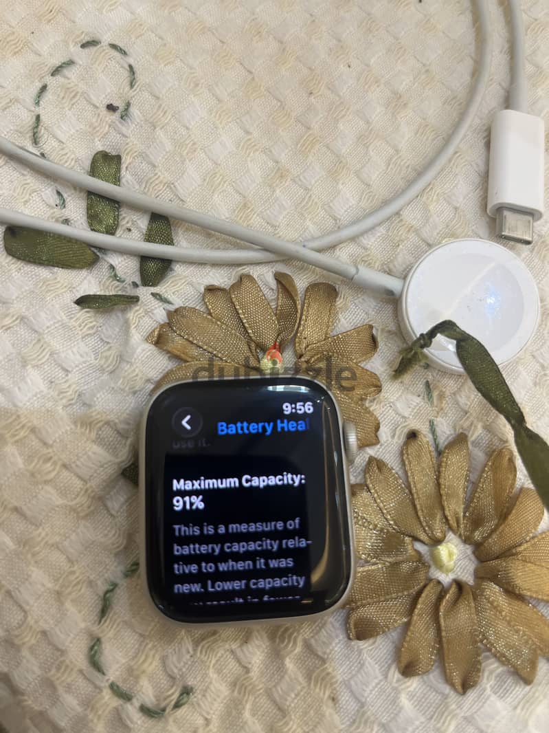 Apple watch SE( GPS+ cellular 2022) in very good condition 2