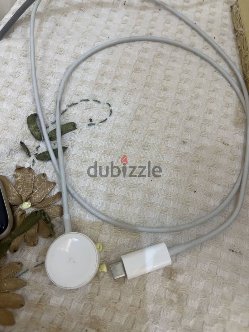 Apple watch SE( GPS+ cellular 2022) in very good condition 8