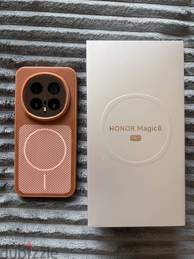 Honor Magic 8Pro Excellent Condition 1