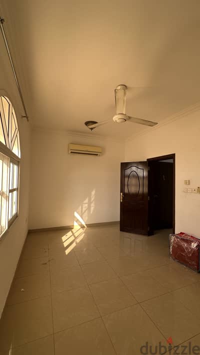 Room for Rent - Ghubrah - Spacious and Decent area