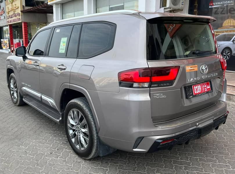 Toyota Land Cruiser 3