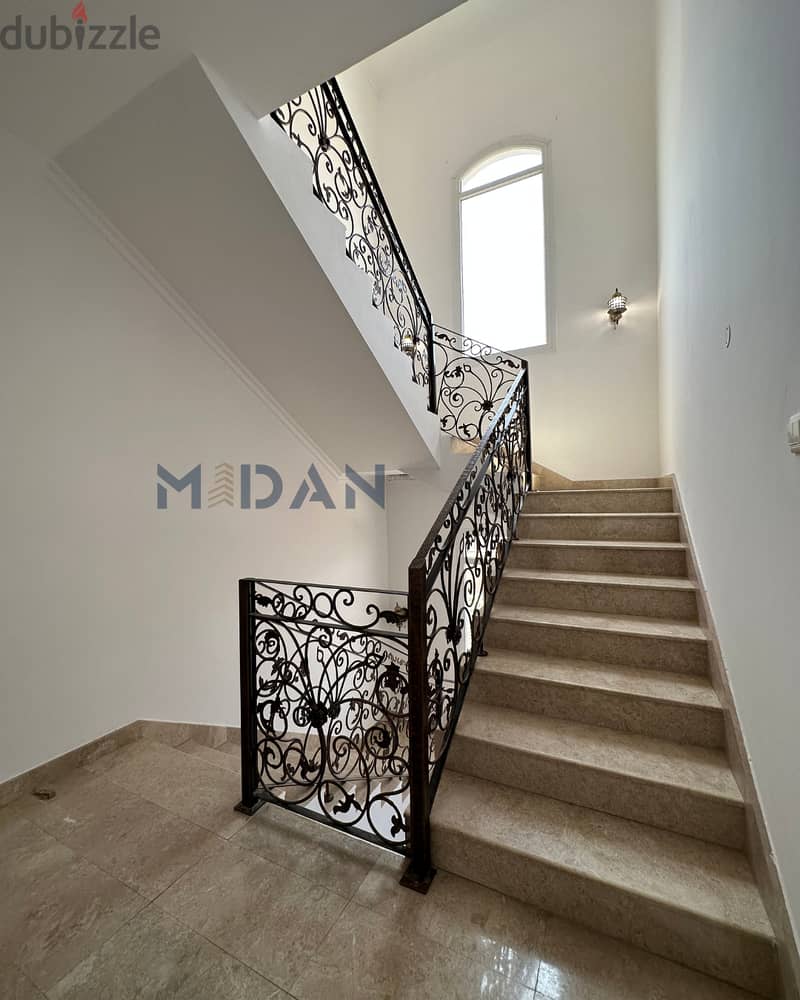 Luxury 5 BR Villa for Rent in Bousher 7
