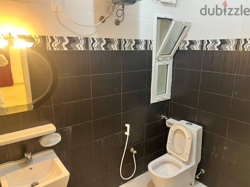 5BHK Villa for Rent in Ruwi | UMV49 17
