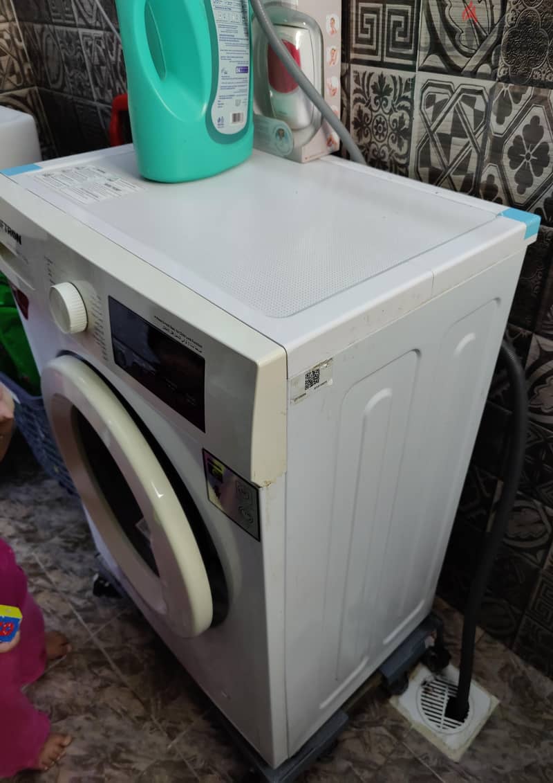 AFTRON 7KG FRONT LOAD WASHING MACHINE 3