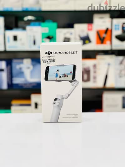 Brand New DJI Osmo Mobile 7 in Oman | Active Tracking | Call: 94333521