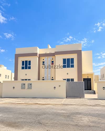 Villa for rent in Al Seeb SR-NS-1872