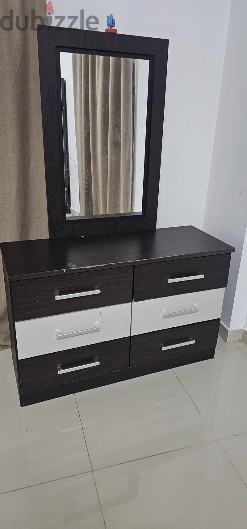 bed room furniture 1