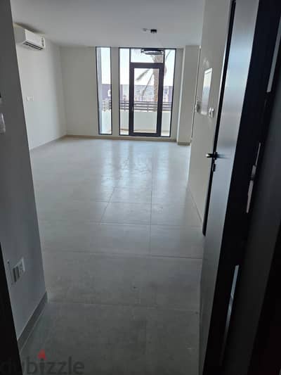 Bright & Modern Studio Apartment in Maysan Square, Duqm