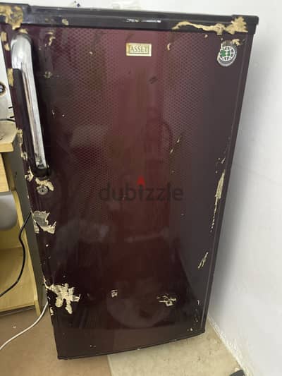 Refrigerator Medium size