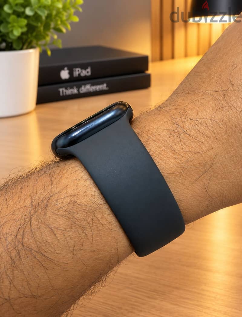Apple Watch Series 7 – 45mm Midnight Black 100% Clean Condition. 3