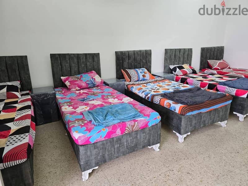 Girls bed space available Al khuwair 33 1