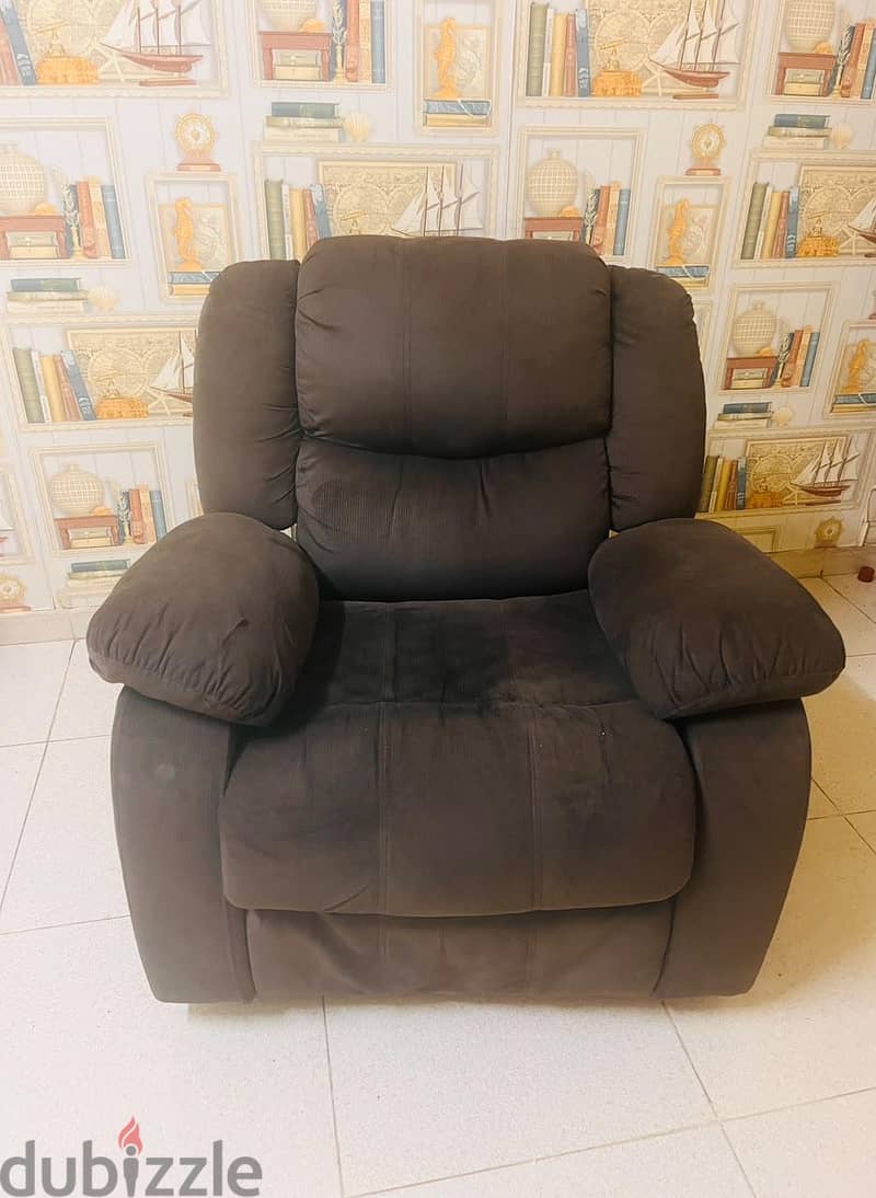 Recliner sofa for sale in 2