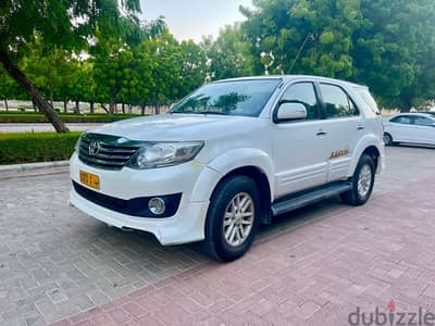 Toyota Fortuner 2013