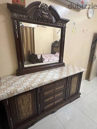 Bedroom set for sale