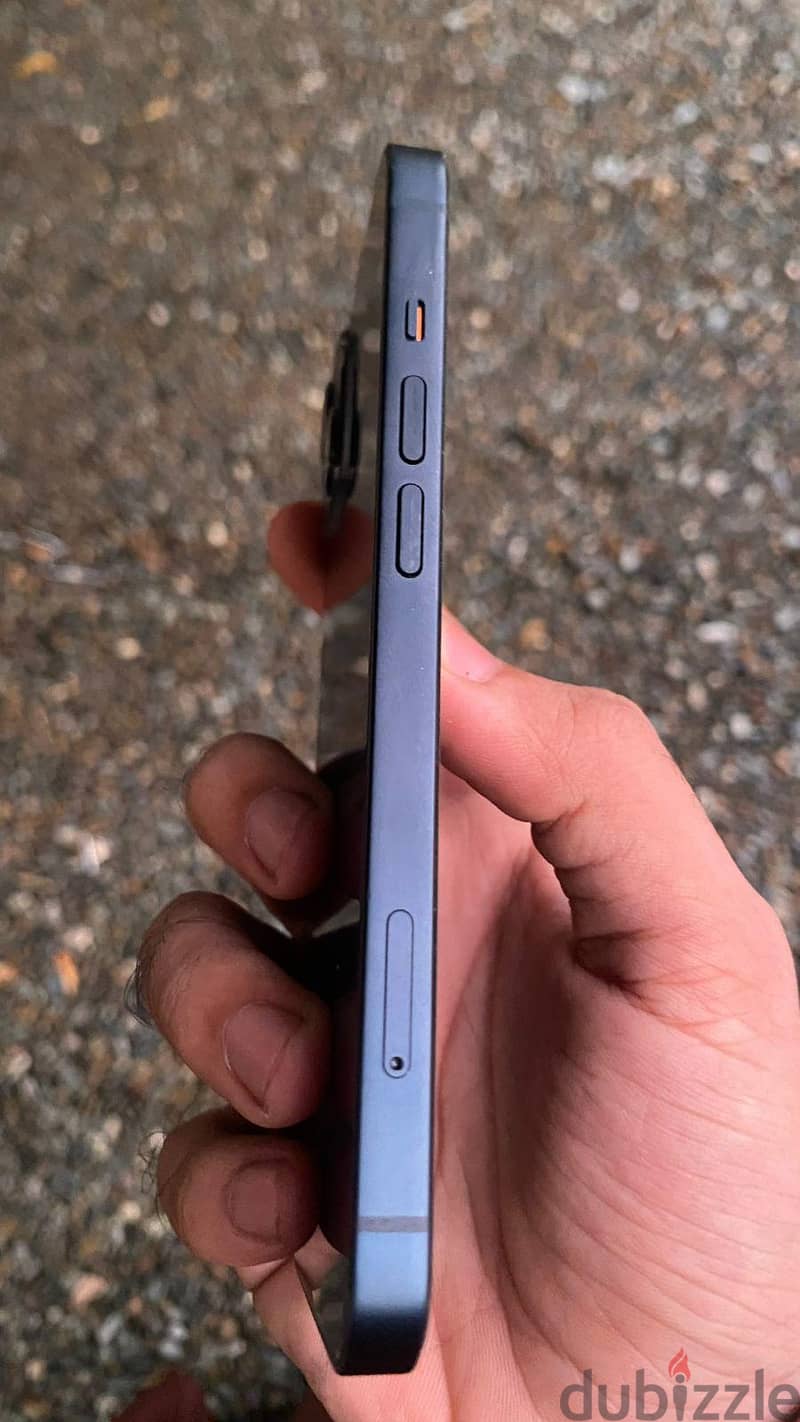 Apple - iPhone 13 2