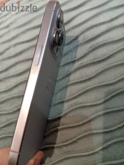 آبل - آيفون 15 برو