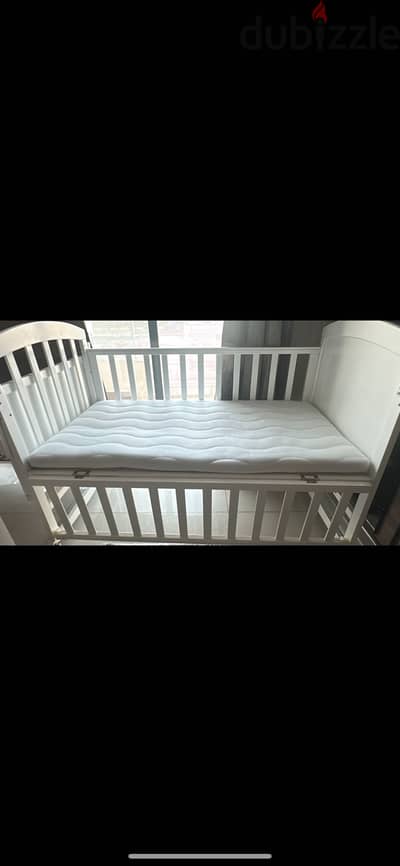 Crib (With bedding) and Play Pen (With Mat)