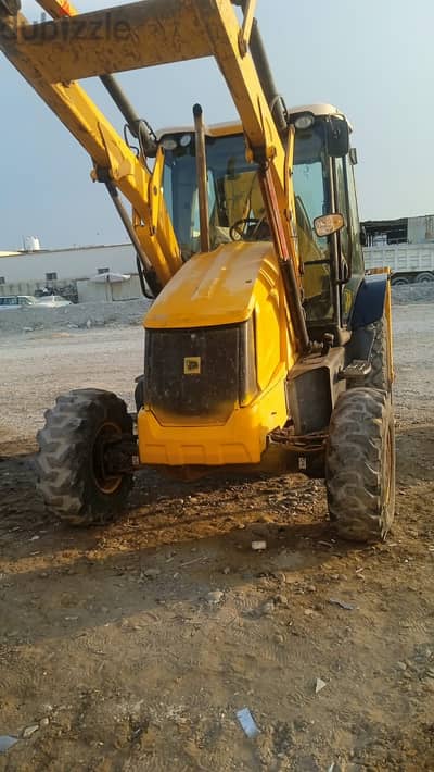 Jcb 2011 /2012 model for rent with barkar or sale