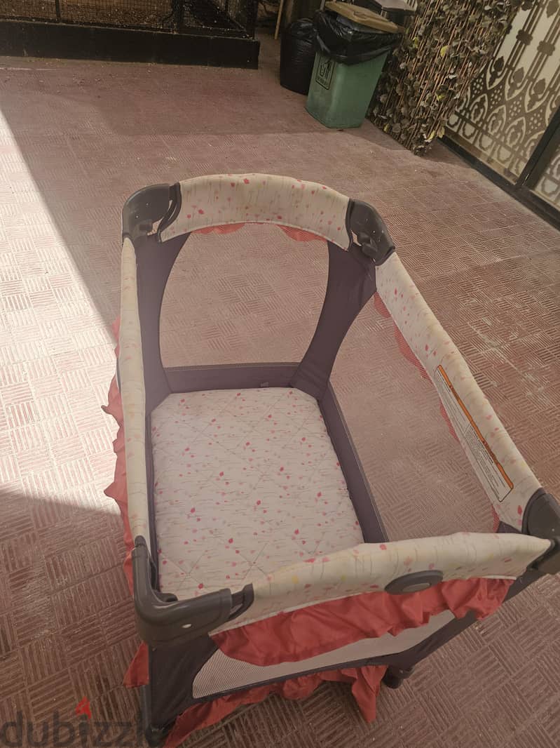 baby cot 1