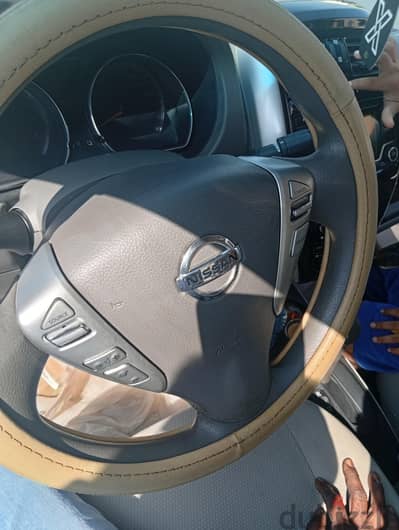Nissan Sunny 2018